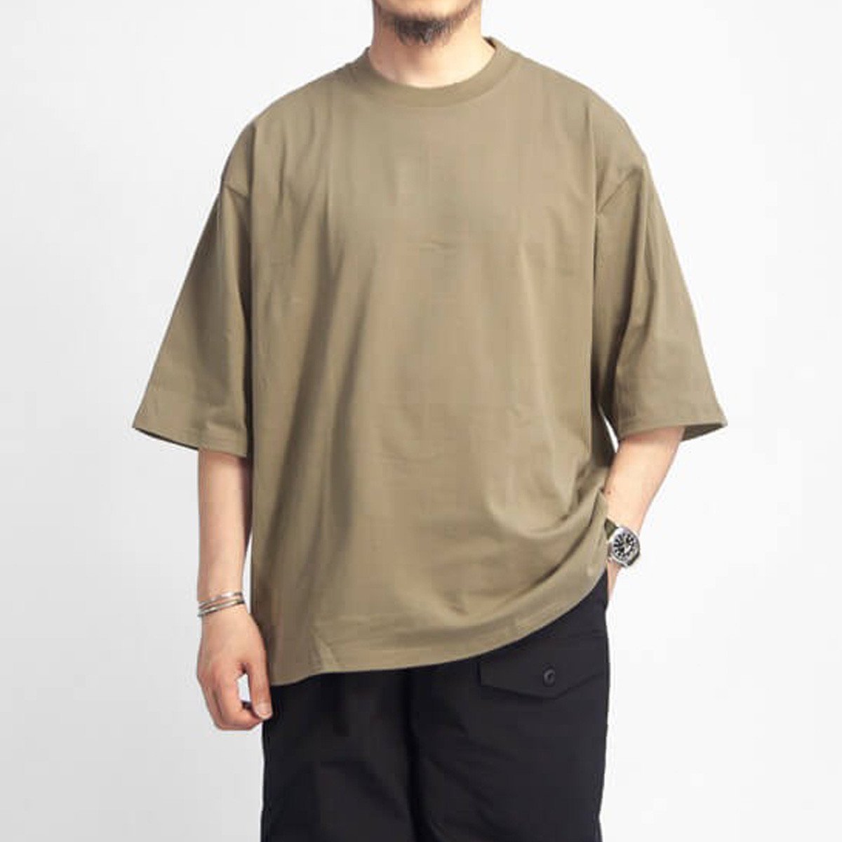 gal-17210040のサムネイル画像