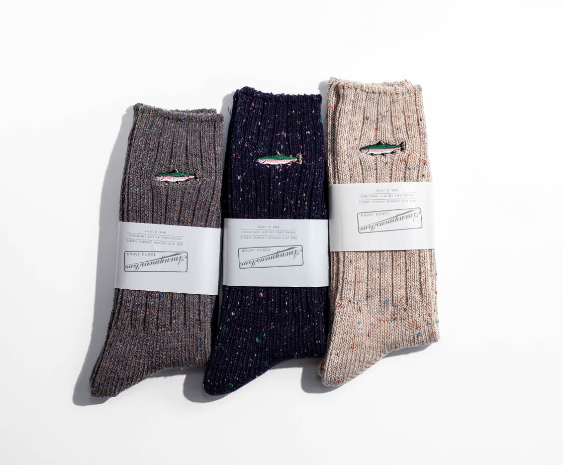 AnonymousIsm アノニマスイズム トラウト刺繍 ネップリブ クルーソックス 日本製 靴下 メンズ