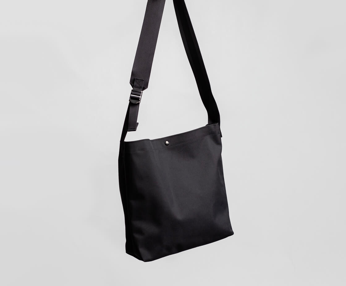 WILDERNESS EXPERIENCE ウィルダネスエクスペリエンス BookBag ブックバッグ ショルダーバッグ シンプル 日本製