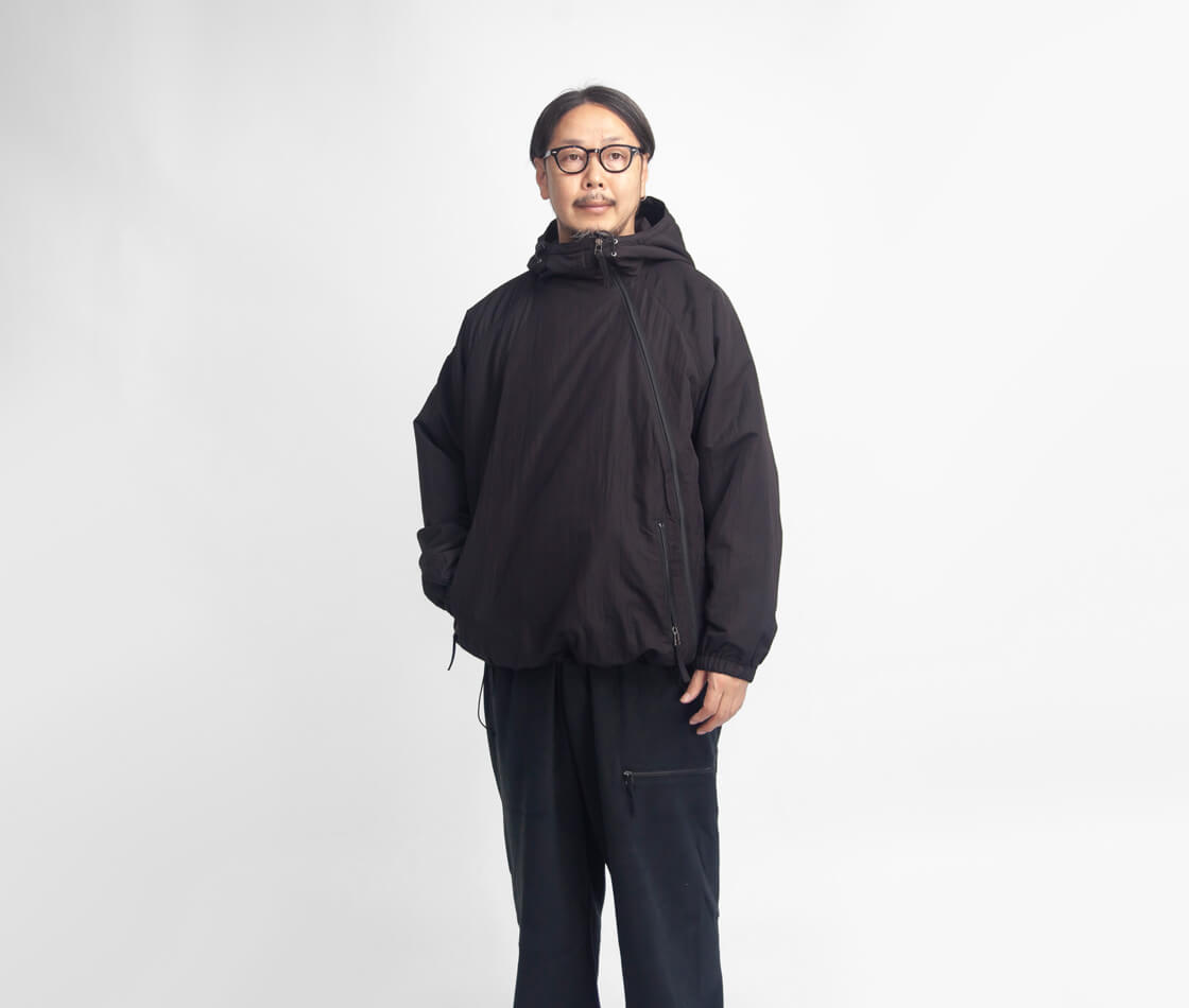 As’on 黒いカジュアルジャンパー AXESQUIN アクシーズクイン ポーラテックパワーフィル バイアスジップ